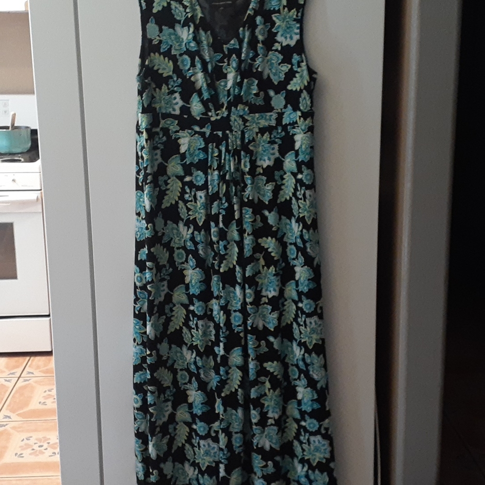 Black and blue long dress